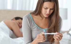 Thai 9 tuần có uống thuốc phá được không