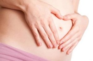 Thai 2 tháng phá bằng thuốc được không