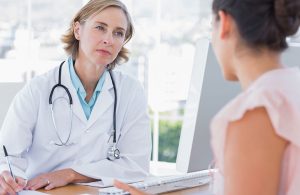 Thai 3 tháng phá bằng thuốc được không